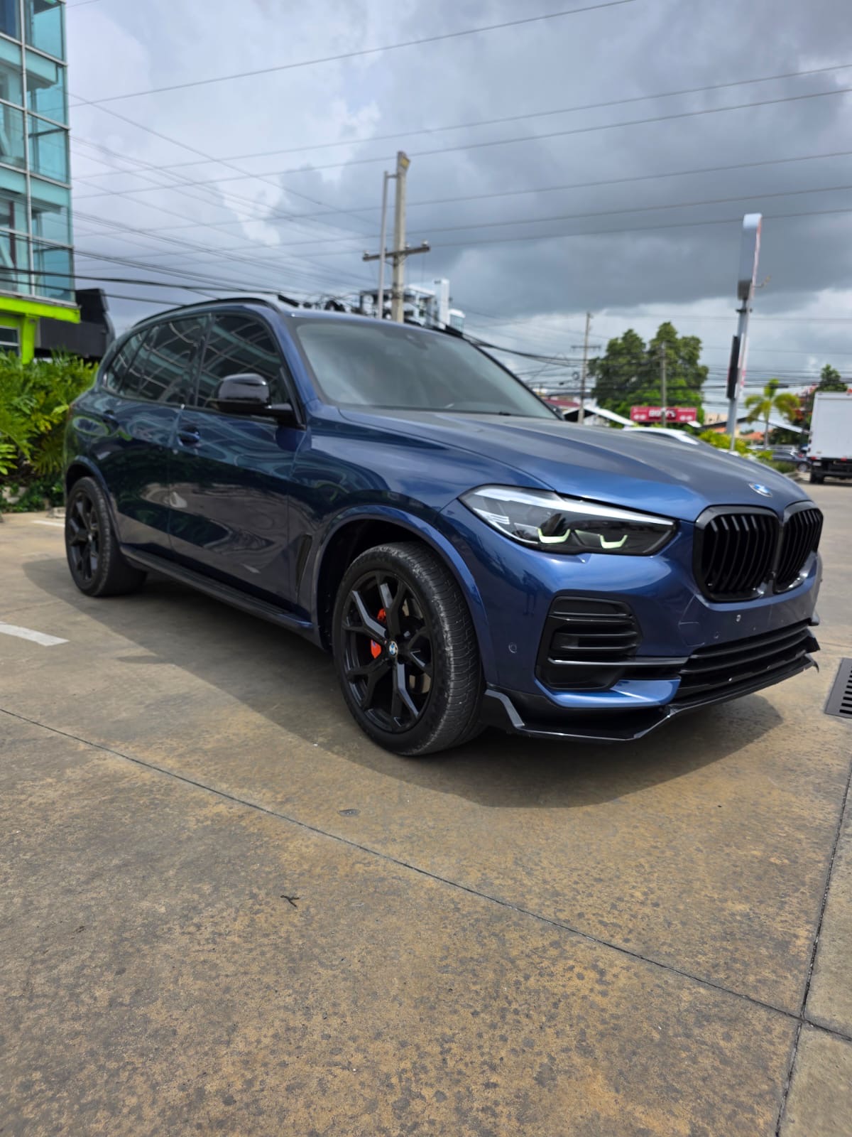 BMW X5 40i 2023