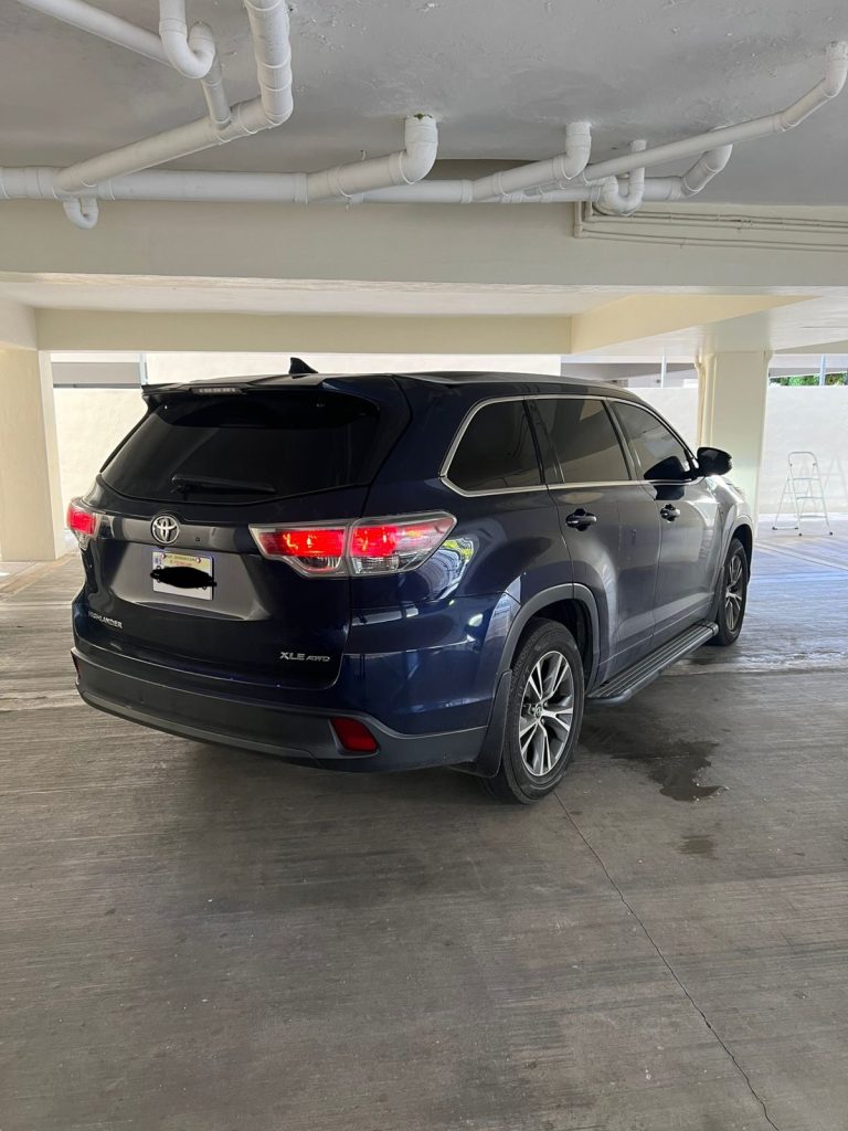 Toyota Highlander 2016