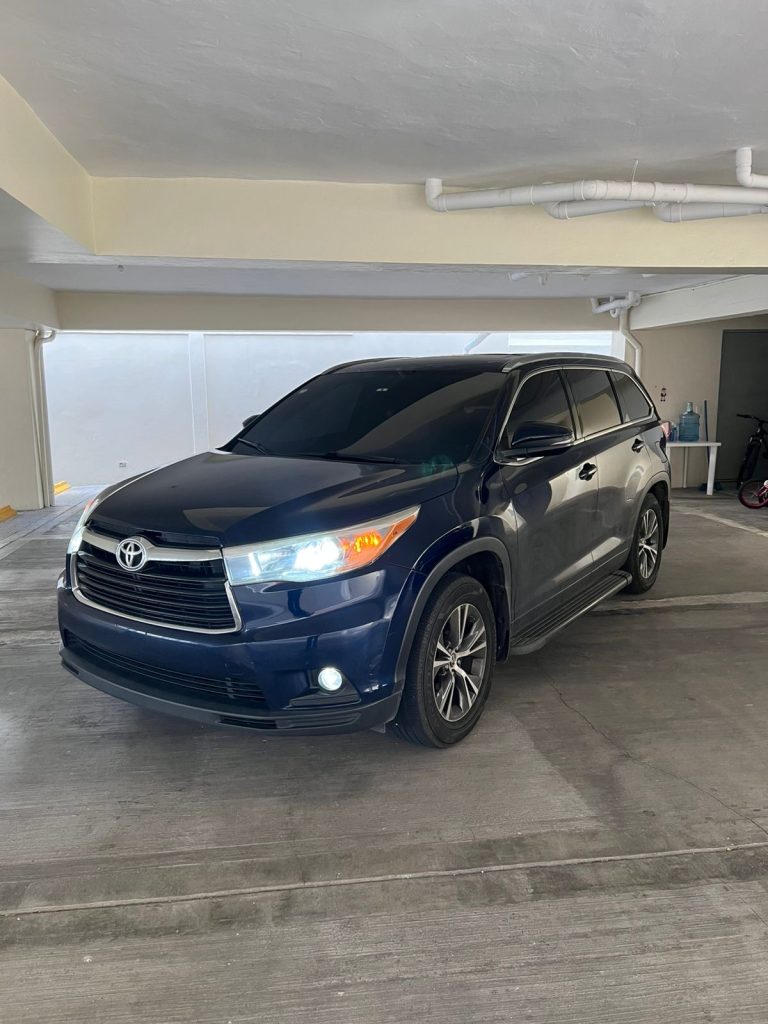Toyota Highlander 2016