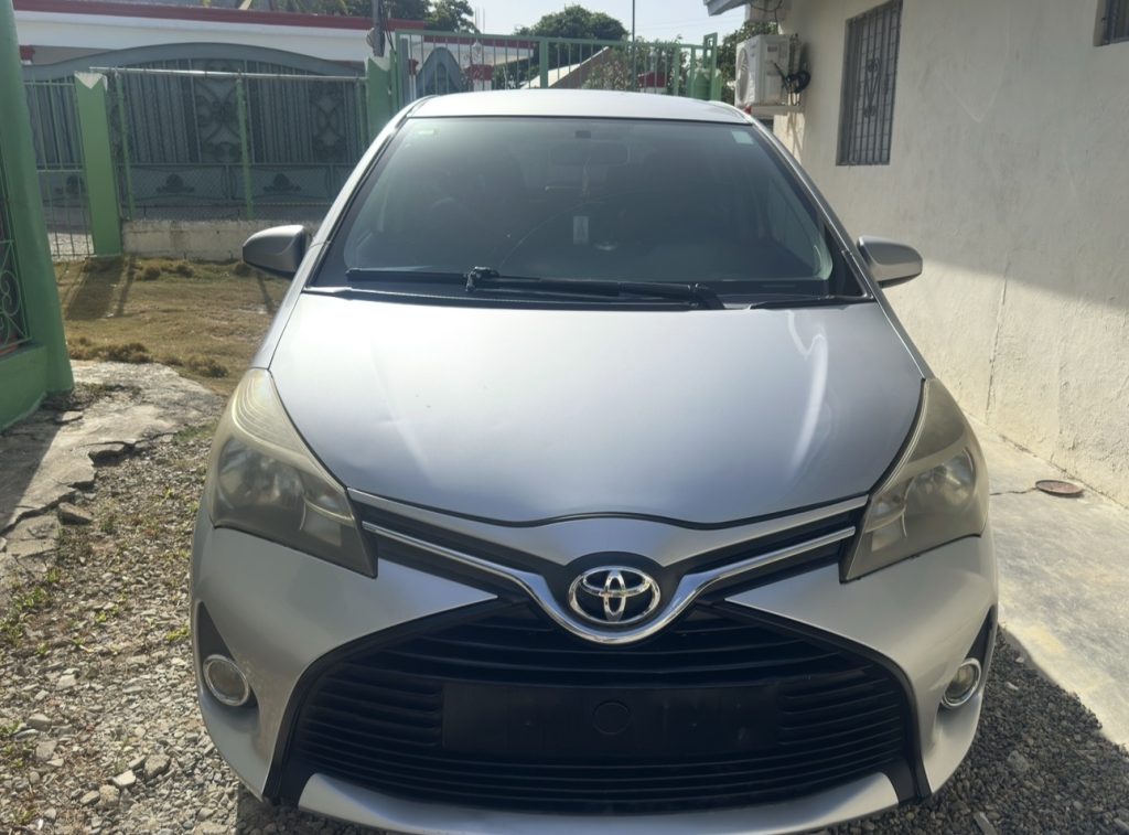 Toyota Yaris 2016
