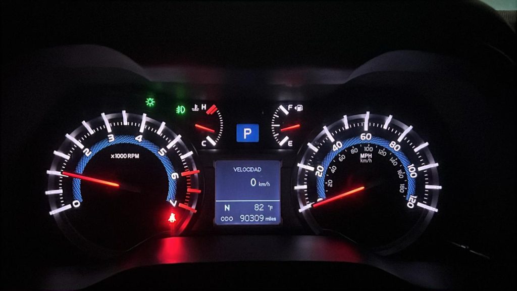 Toyota 4RUNNER 2016