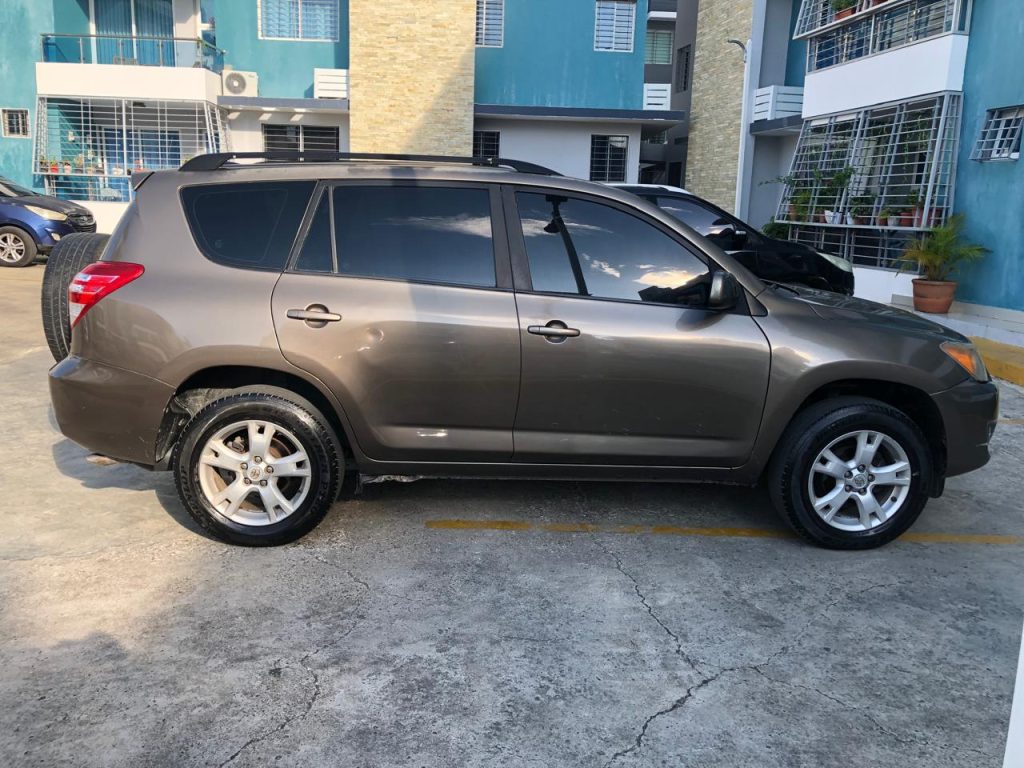 Toyota RAV4 2009
