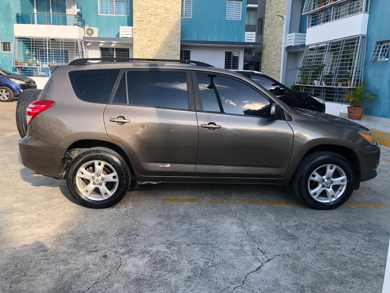 Toyota RAV4 2009