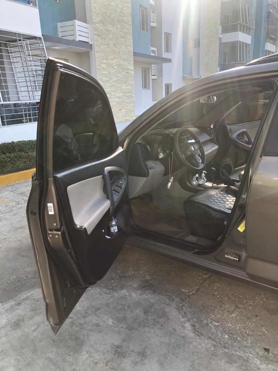 Toyota RAV4 2009