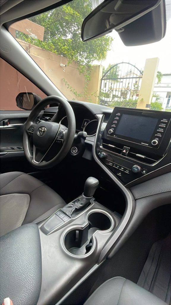 Toyota Camry 2022