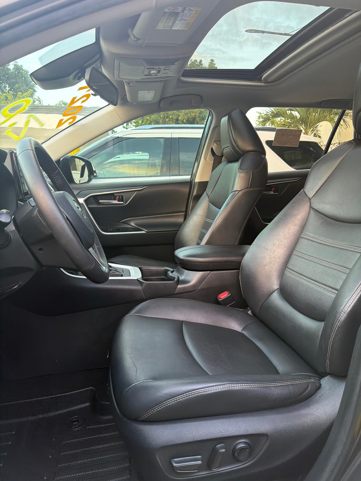 Toyota RAV4 2021