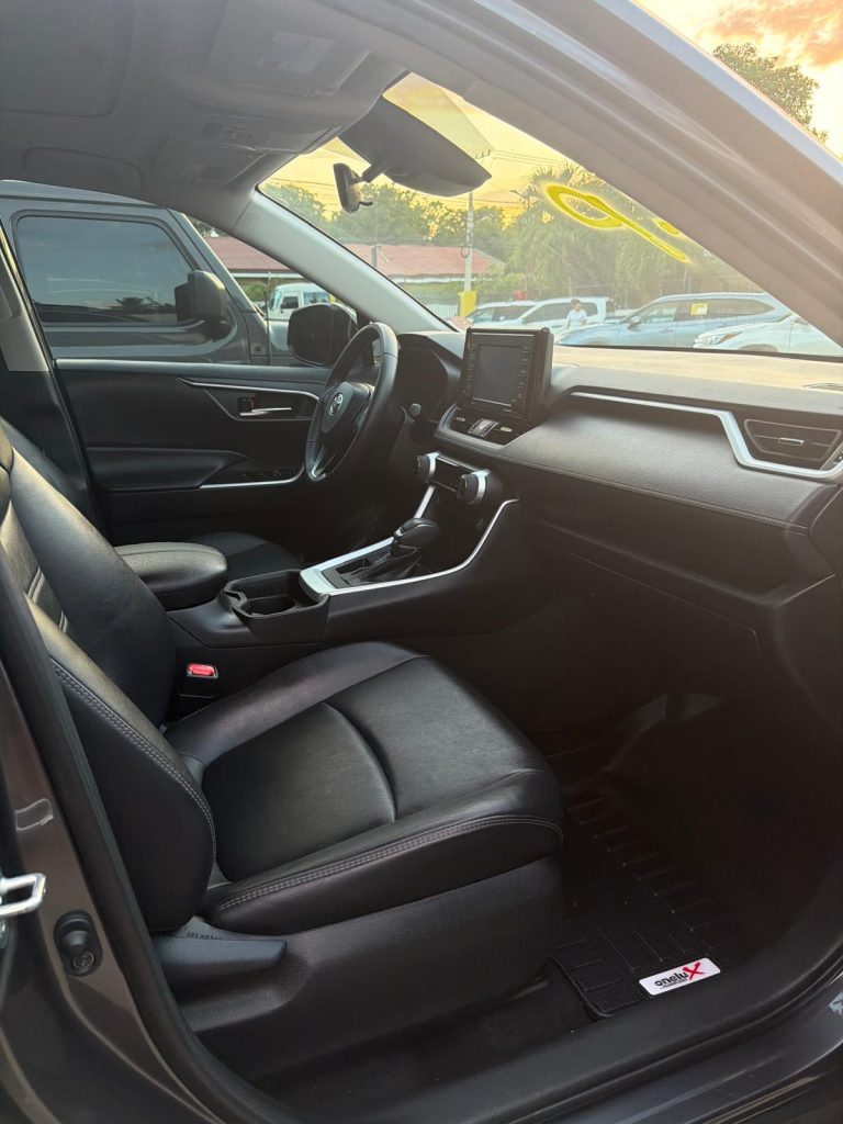 Toyota RAV4 2021