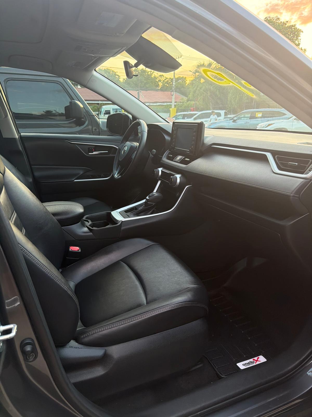 Toyota RAV4 2021