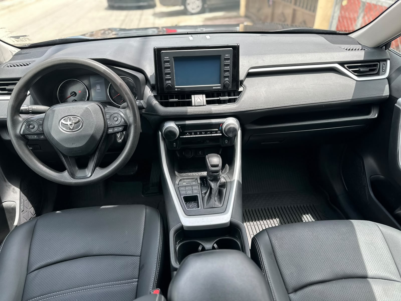 Toyota RAV4 2021