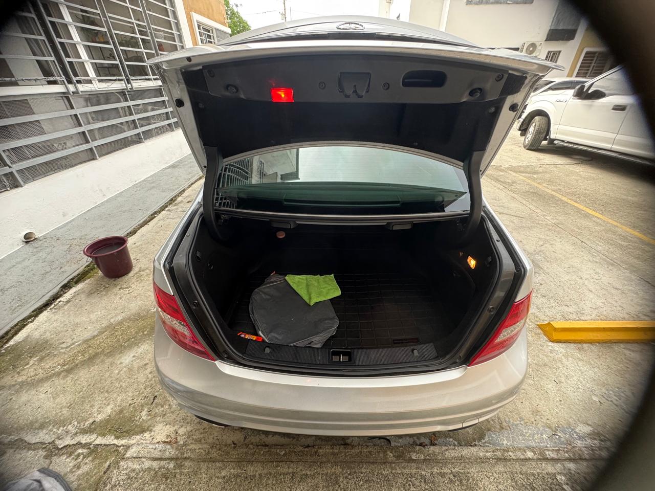 Mercedes-Benz C300 4MATIC 2013