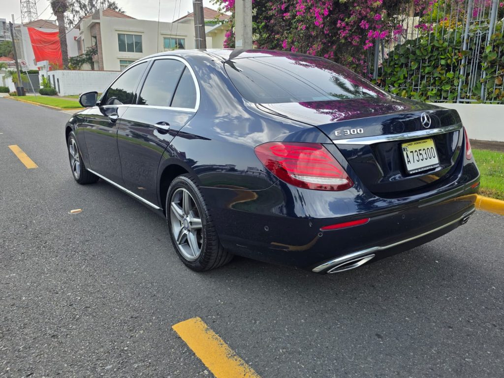 Mercedes-Benz E300 2017