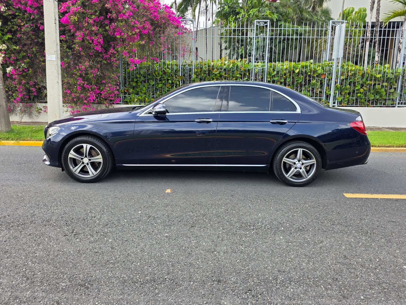 Mercedes-Benz E300 2017
