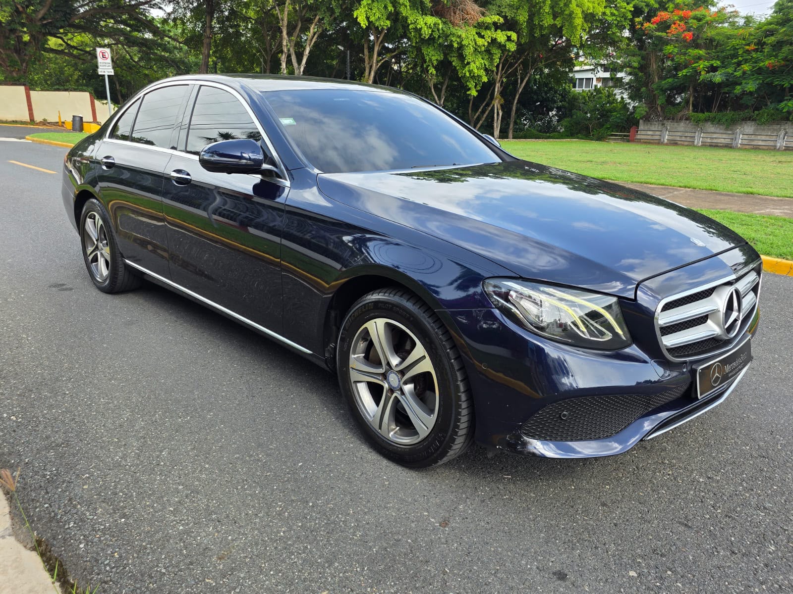 Mercedes-Benz E300 2017