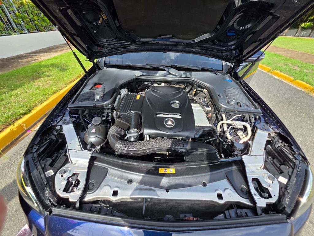 Mercedes-Benz E300 2017